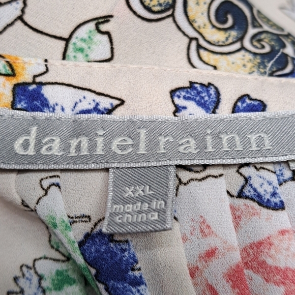 Daniel Rainn Cirion Floral Detail Button Blouse  Size XXL - Picture 7 of 7